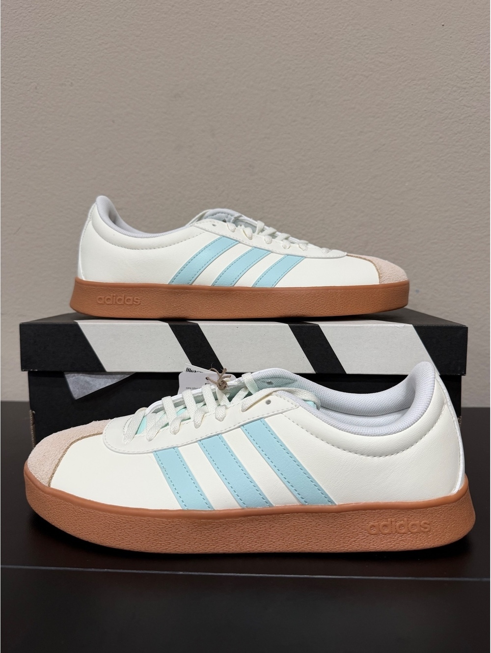 Size 8.5 - Adidas Women’s VL Court Base “Core Halo Mint”